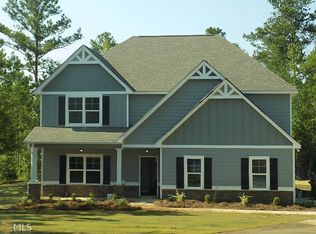 160 Stone Gate Dr, Lagrange, GA 30241