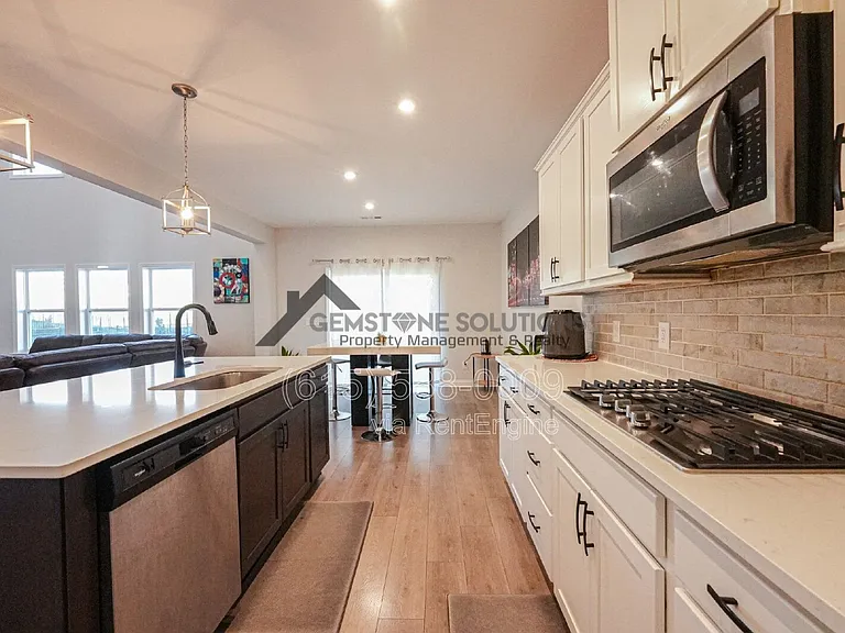872 Ashton Park Way — Photo 7