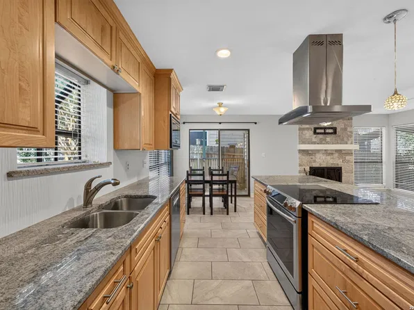 4839 Brandeis St #1114-K, San Antonio, TX 78249