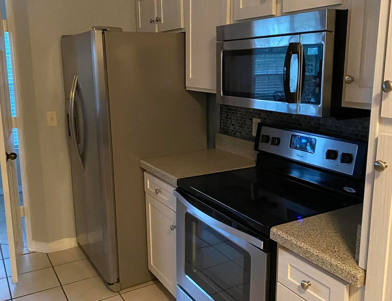 2 bed, 2.0 bath, 1244 sqft, $1,550 — Photo 4