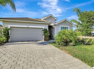 2587 Scarlet Way, Naples, FL 34120