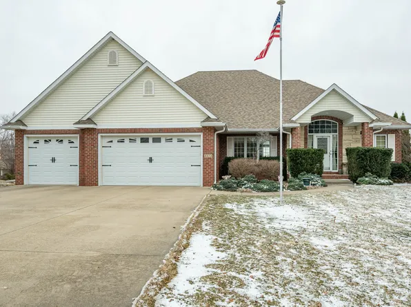 6515 Fullerton Ct, Johnston, IA 50131