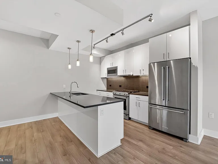 88 V St SW #213 — Photo 8