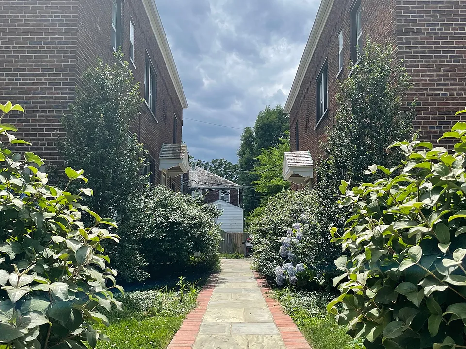 704 N Monroe Street
