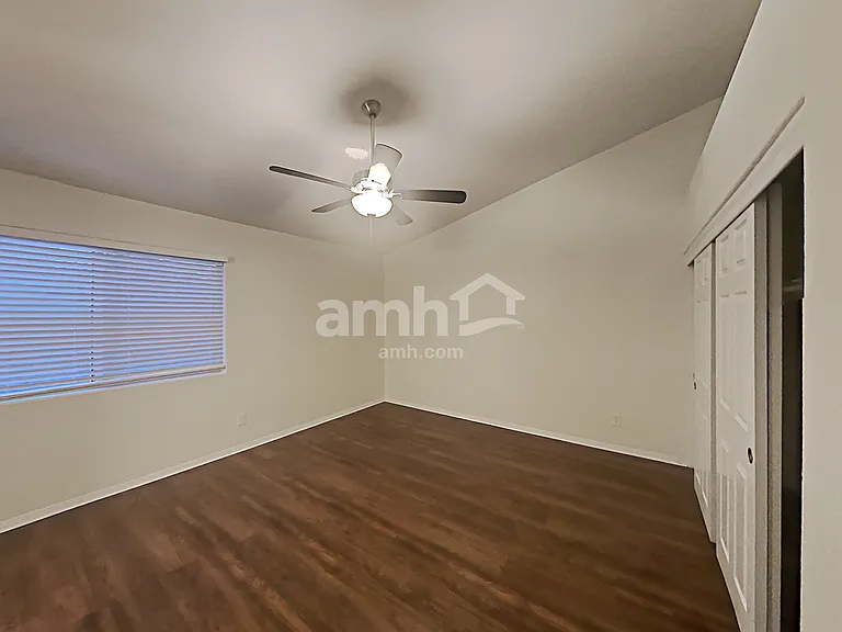 7624 Silver Mallard Ave — Photo 10
