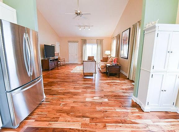 5th image of 6100 Bickford Ln