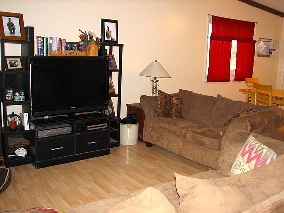 2nd image of 1104 12th Ave