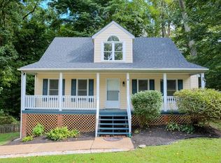 10201 Claybar Trl, North Chesterfield, VA 23236