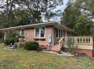 128 Applewood Ln, Spartanburg, SC 29307