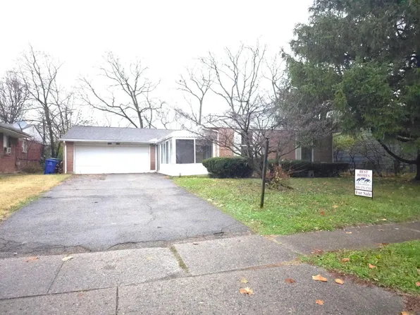 1564 Smith Rd, Columbus, OH 43207