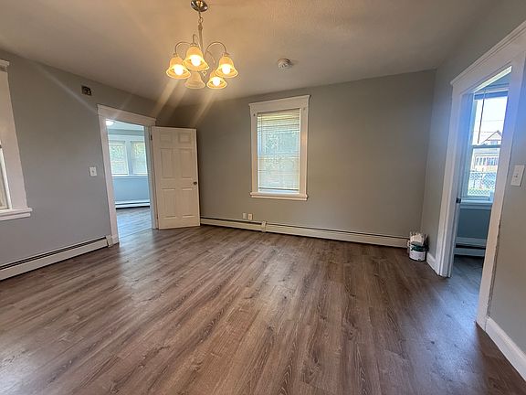 2nd image of 319 Admiral St Unit 1L
