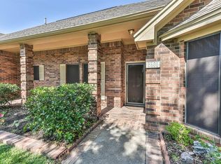 2805 9th St N, Texas City, TX 77590
