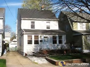 8826 241st St, Jamaica, NY 11426
