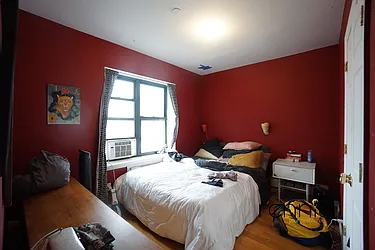 Rented by Rennit Inc.