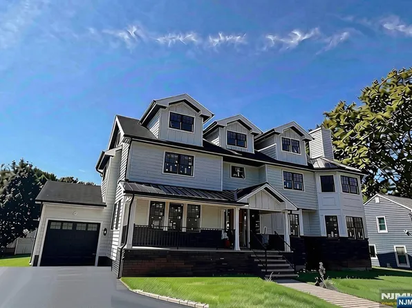 266 Johnson Avenue, Teaneck, NJ 07666