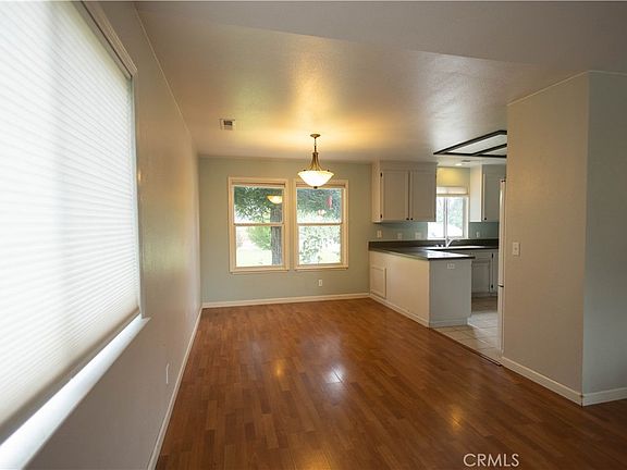 5th image of 6042 Grange Rd
