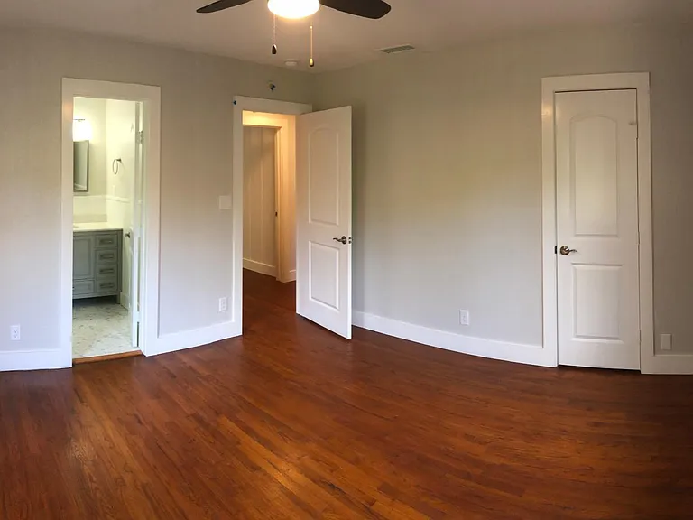 1409 Glenrose St — Photo 15
