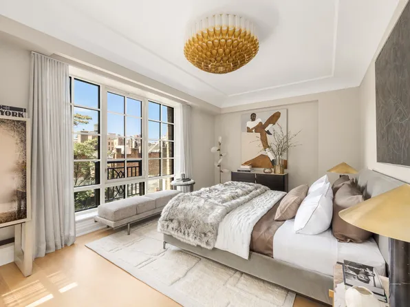 16 Fifth Avenue image 12 of 18