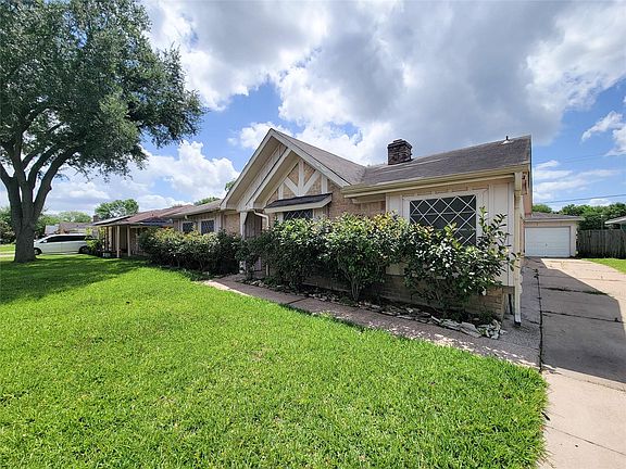3rd image of 12215 Pompano Ln
