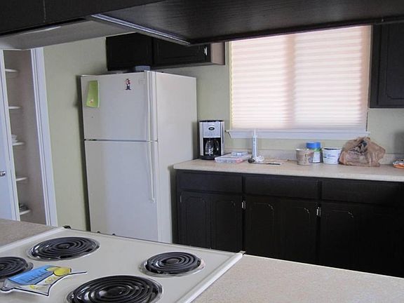 5th image of 1520 Belvidere St #B