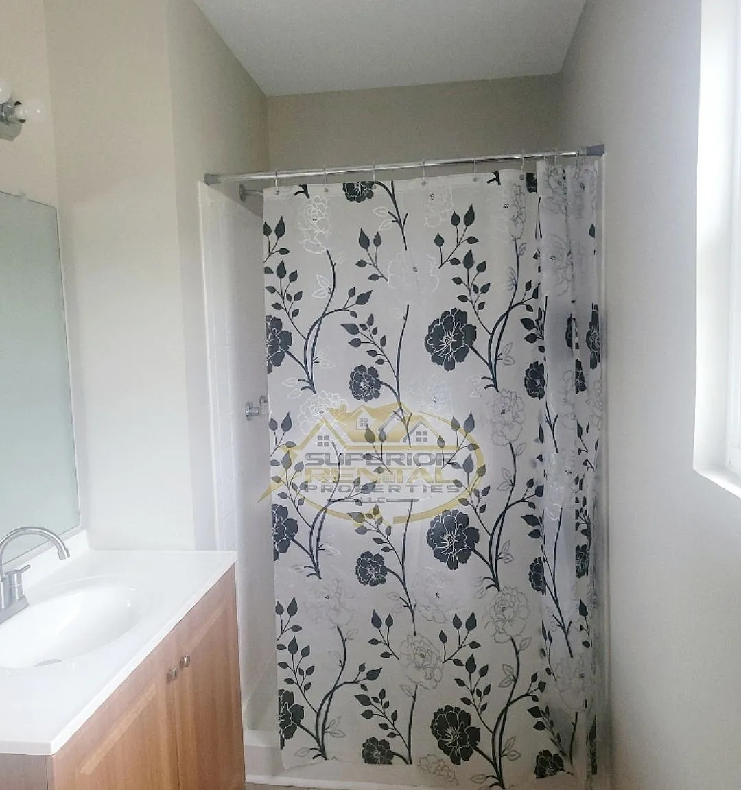 301 Sagamare Road - 1 — Photo 4
