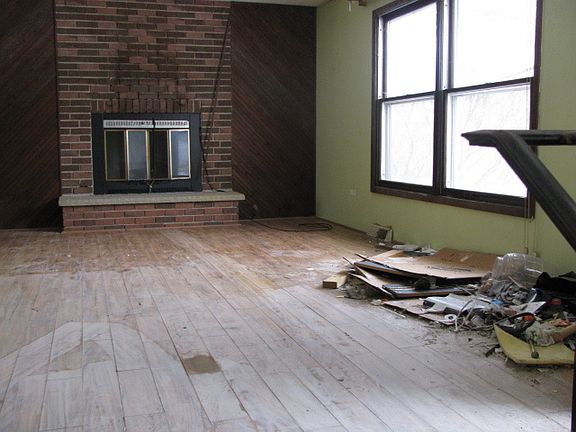 4th image of 12735 W Glen Flora Ave