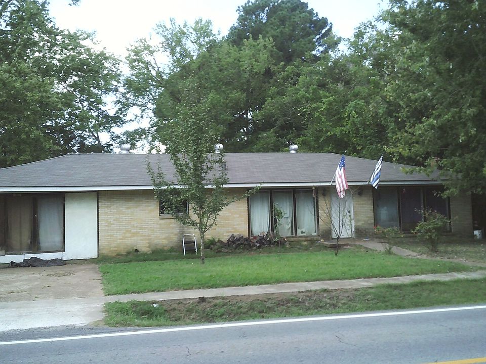 2nd image of 801 Searcy St