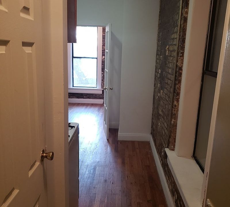 1st image of 119 E 97th St APT 4