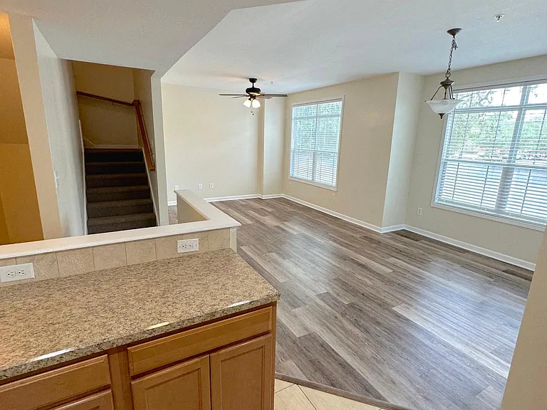 4950 Siesta Oak Loop — Photo 8