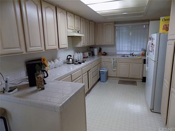 2nd image of 7625 Reseda Blvd Unit 107