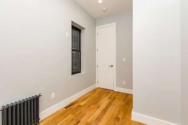 Rented by Bohemia Realty Group | media 10