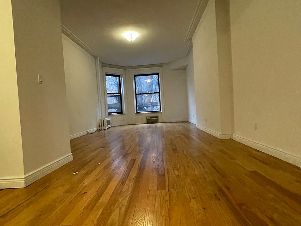 1st image of 53 W 70th St #3RDA