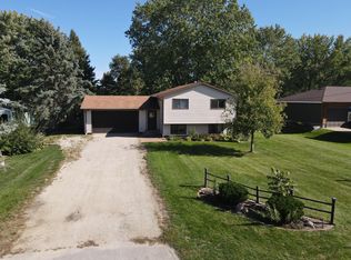 4614 22nd Ave NE, Rochester, MN 55906