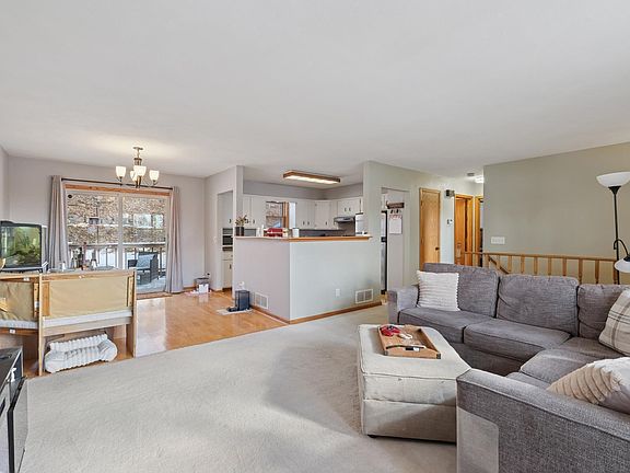 4th image of 4812 Lanark Rd