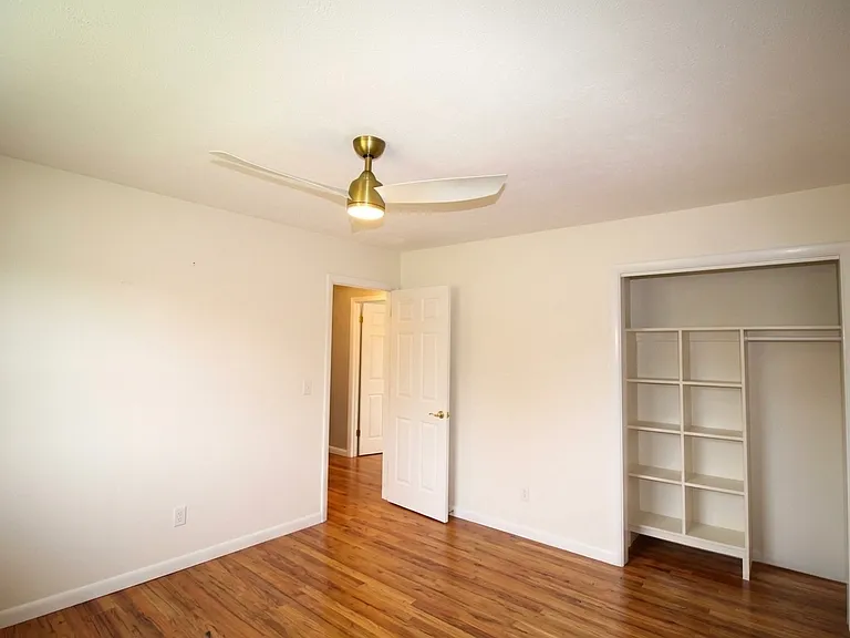 Second upstairs bedroom