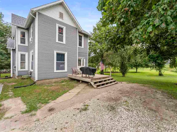 1639 S Iowa Ave, Washington, IA 52353