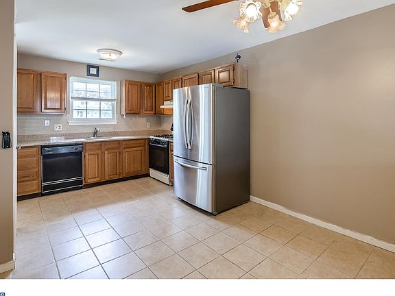 2nd image of 4 Shira Ct