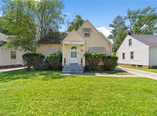 5212 Catherine St, Maple Hts, OH 44137