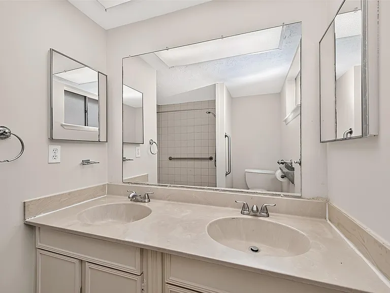 8638 Little River Rd — Photo 31