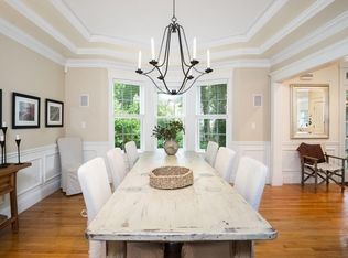 45 Hunnewell St, Wellesley, MA 02481