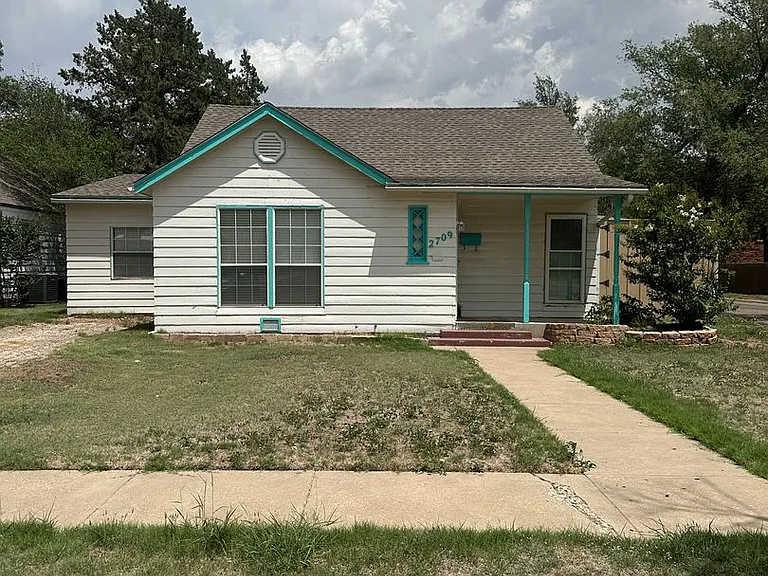 2709 S. Van Buren — Photo 1