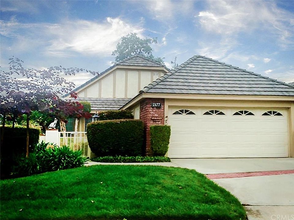 1st image of 2177 Lorraine Dr