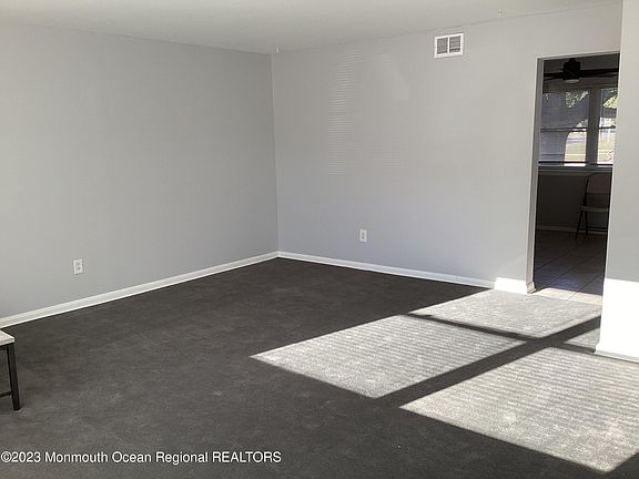 2nd image of 148 Esmeralda Court