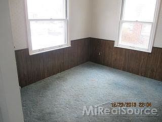 5th image of 20236 Washtenaw St