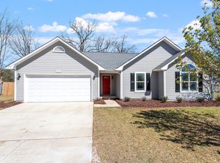 206 Independence Dr, Raeford, NC 28376