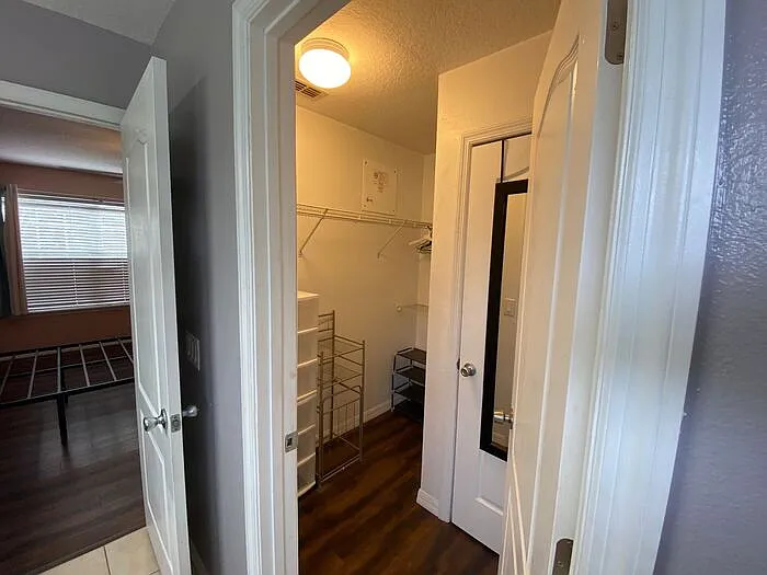 4130 Orange Tree Ct — Photo 17