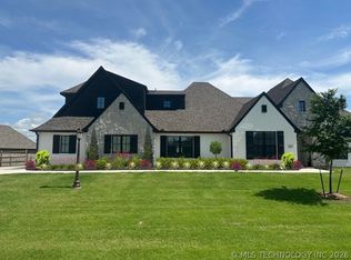 18947 E Chokeberry St, Owasso, OK 74055