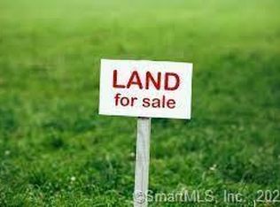 44 Goodrich Ln, Portland, CT 06480