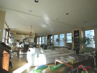 Rented by New York Quality Living Downtown