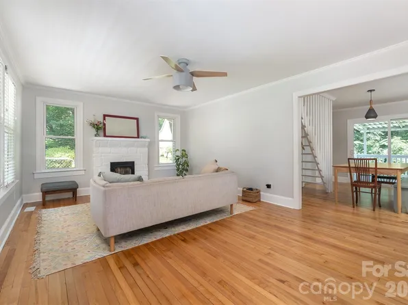 31 Tremont St, Marion, NC 28752